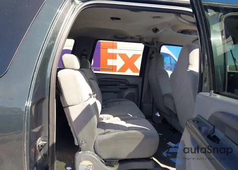 2004 Ford Excursion Xls/Xlt z USA, uszkodzony, nr VIN 1FMNU41S34EC93009